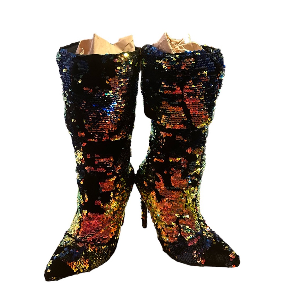 Sz 7 sequin boots just too cute